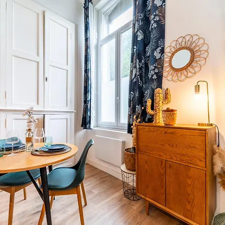 Le Magestic - Centre, Elegant, Metro, Netflix, Wifi شقة
